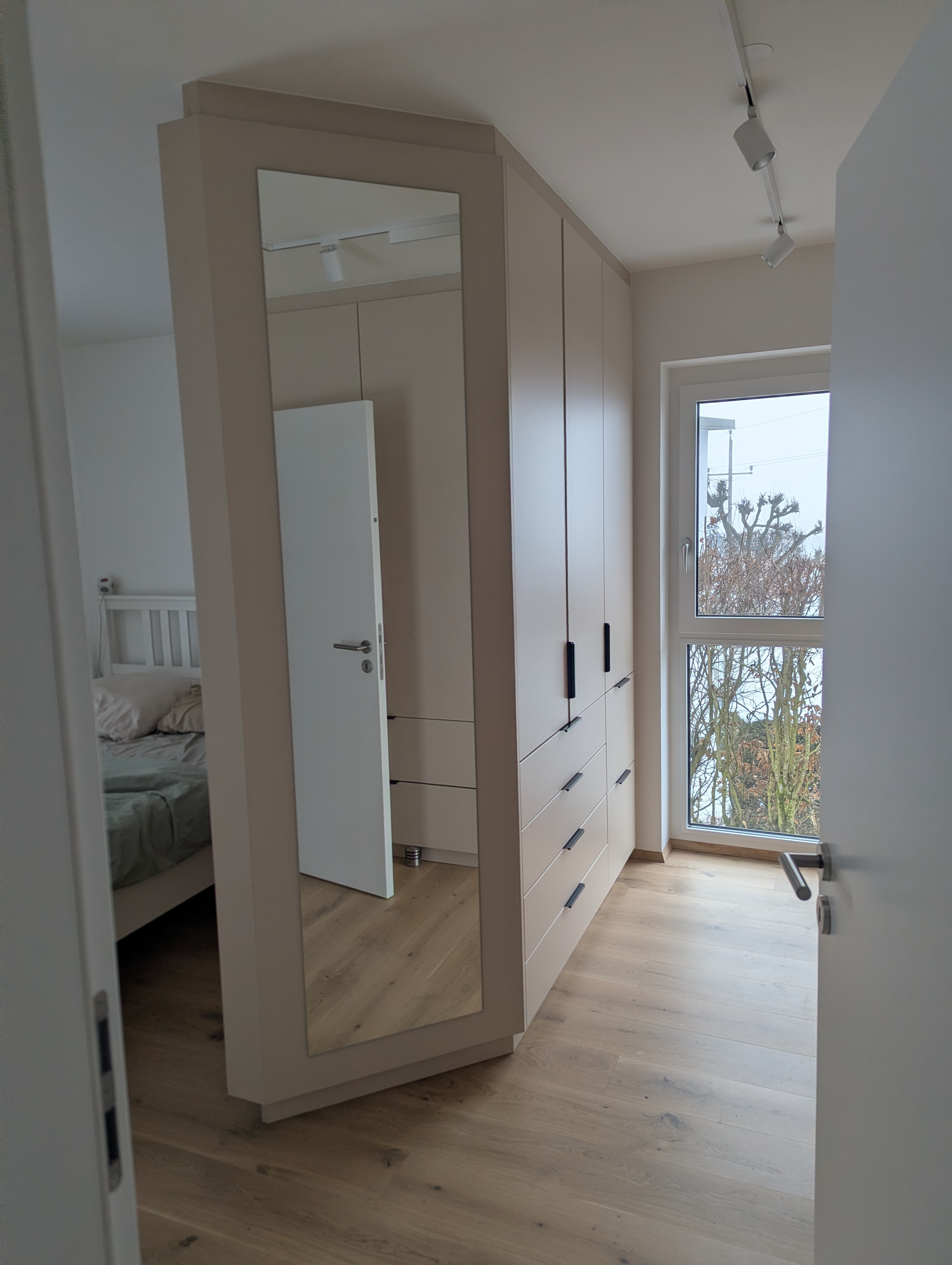 Pour Schlafzimmer 1