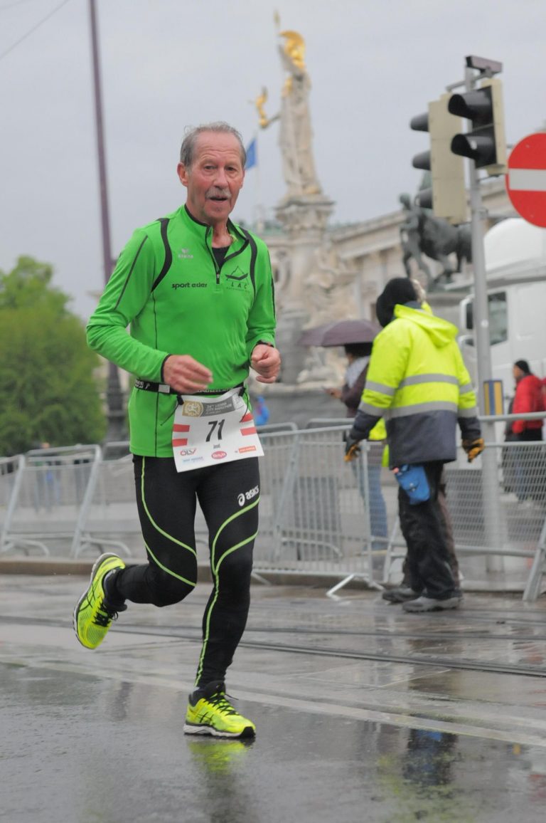 Sepp Schwarzer beim Vienna City Marathon