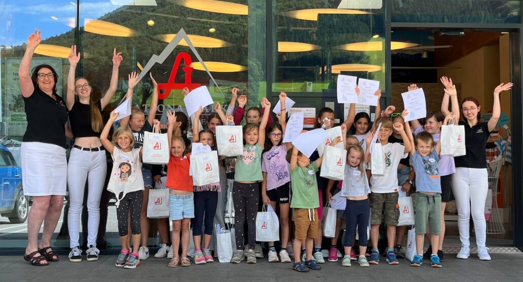 KINDERFERIEN PROGRAMM 2024 IN DER NATIONALPARK APOTHEKE MOLLN zeitung