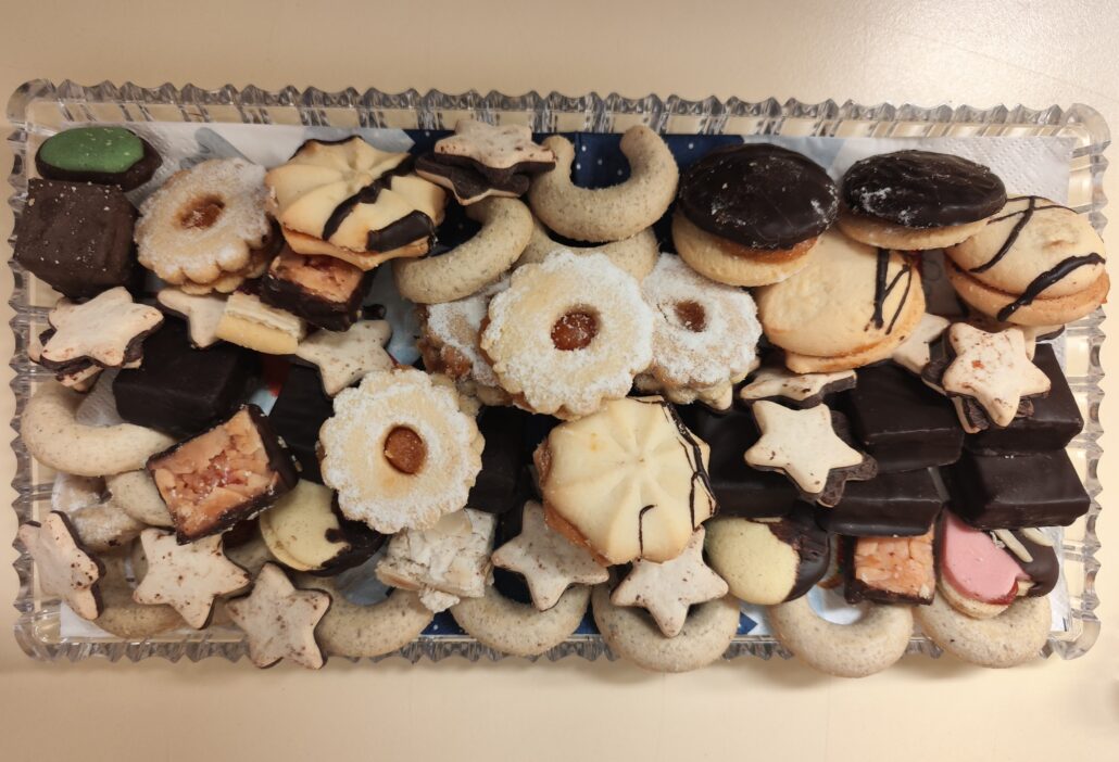 Punschstand 2025 Apotheke Molln7