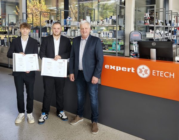 2026 Erfolgreiche Lehrabschlüsse-ETECH Molln _ Foto-Copyright ETECH
